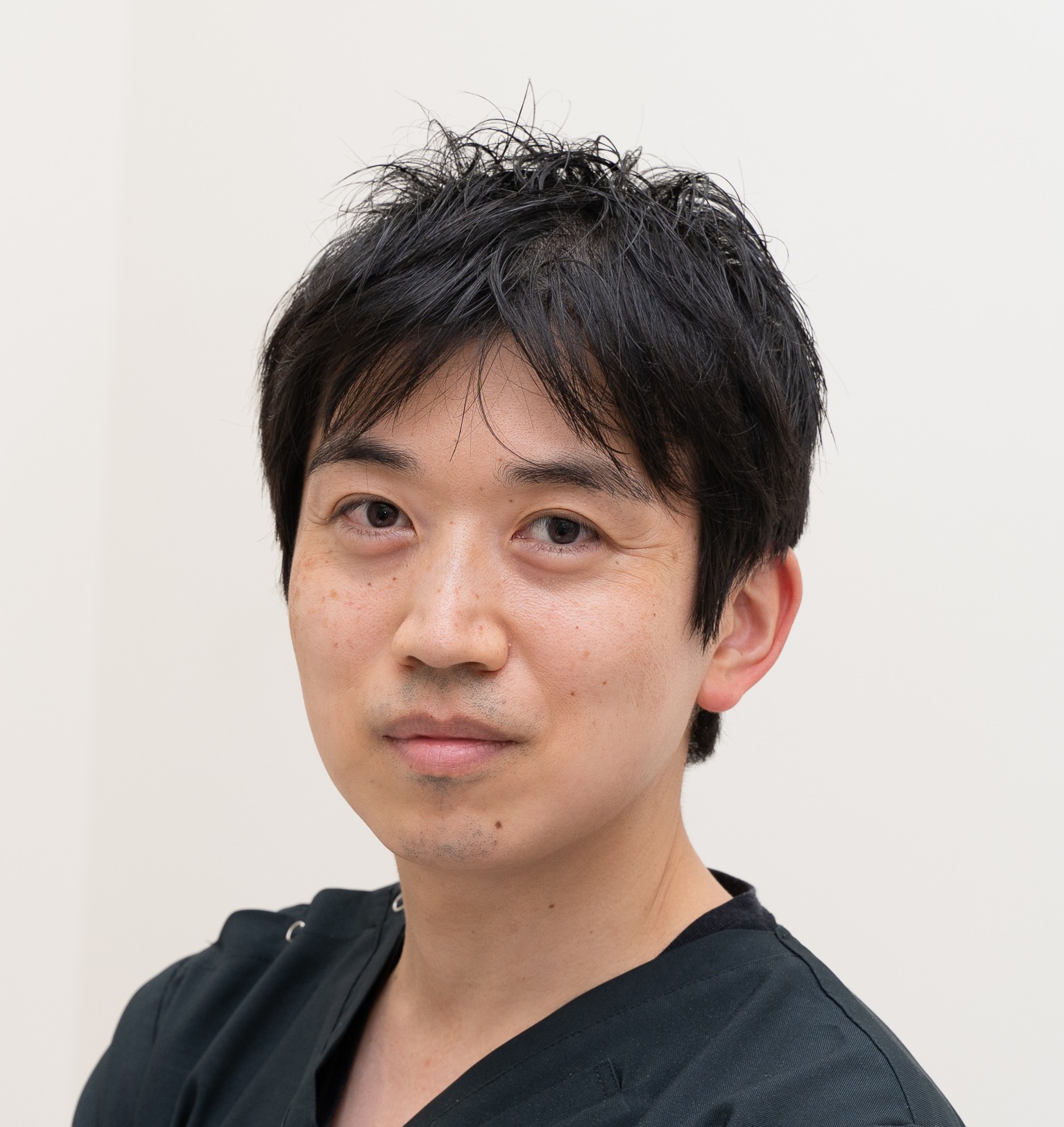 歯科医師 三輪智之
